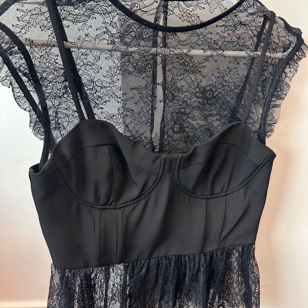NWOT Zara Black Lace Bustier Peplum top